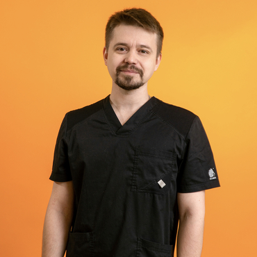 Физический терапевт Денис Тюркин