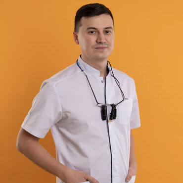 Стоматолог ортопед Андрей Куюков